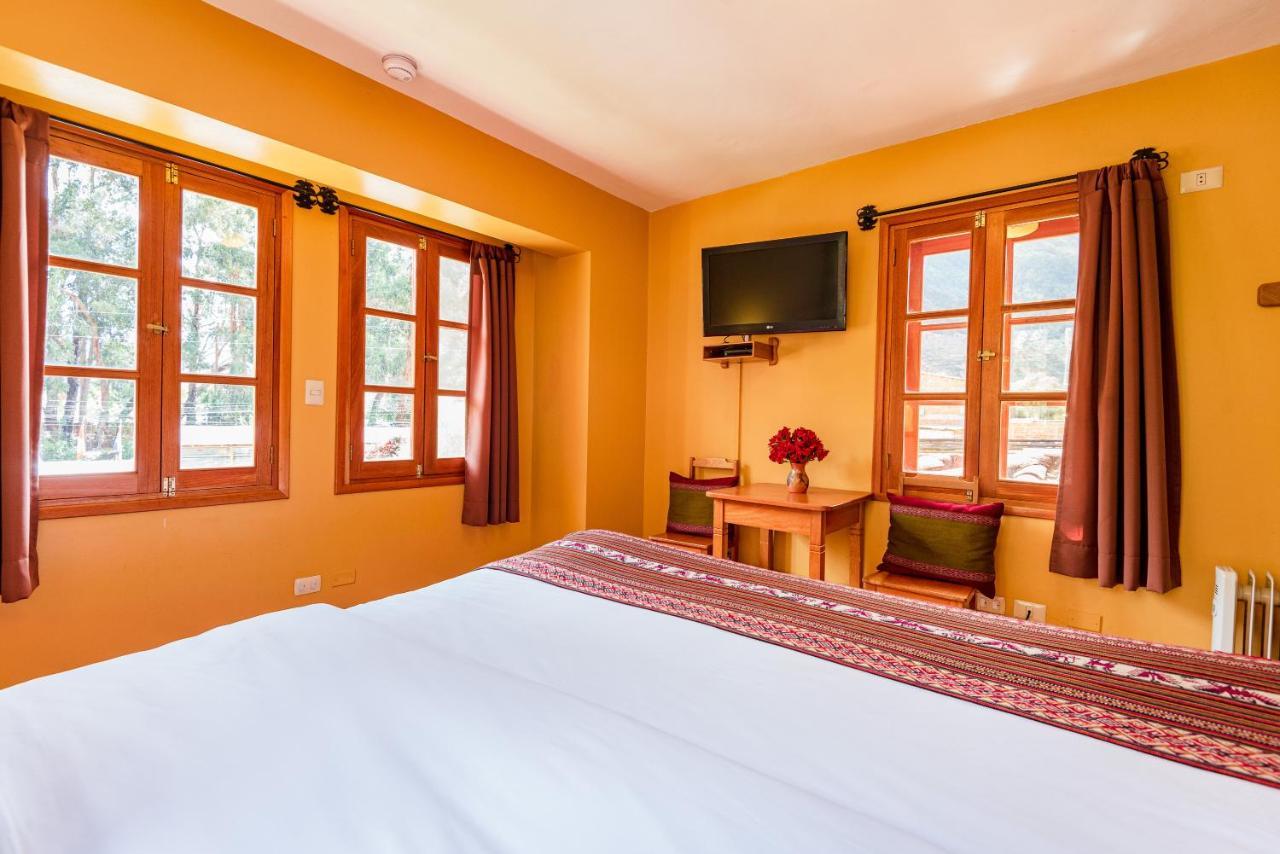 Hotel Pakaritampu أويانتيتامْبو المظهر الخارجي الصورة